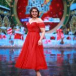 Sanusha Instagram - This pretty dress is by @jithu_themakeupartist Thank you Jithu for making me feel like a Cinderella 😍🥰 @@jinishphotogenic 📸☺️ #red #likeadream #cinderella #happiness #love #starmagic #christmastime #professional #works #jusgoforit #happy #peace 😌💃🏻❤️