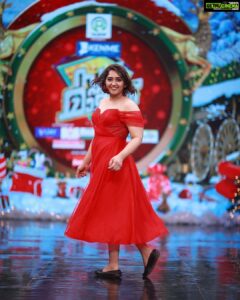 Sanusha Instagram - This pretty dress is by @jithu_themakeupartist Thank you Jithu for making me feel like a Cinderella 😍🥰
@@jinishphotogenic 📸☺️
#red #likeadream #cinderella #happiness #love #starmagic #christmastime #professional #works #jusgoforit #happy #peace 😌💃🏻❤️