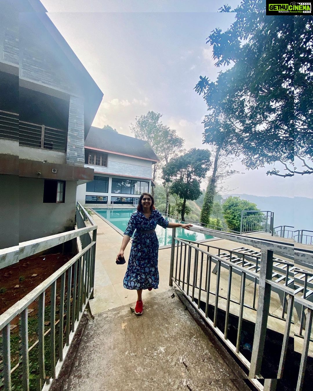 Sanusha Instagram - While looking forward to all the fun & mysteries 2022 would/might bring, I just wanna point out that, some days you jus gotta appreciate & give yourself some credits for all details of how you are holding up with so much patience & strength amidst all the challenges, emotions and hardships life puts you through and, you, my magical being, still trying to survive without giving up & finding joy and peace in living life so effortlessly ❤️ Coz you deserve it.. ☺️all of it🤗 So Happy New Year my loved ones.. Thank you for all the love, care, prayers & support 😘 More to go !🤪 Something for 2022 : Be You. Live for yourself. Be kinder. Aim higher. Trust in yourself. Go for what you believe in. Fight for what you want. Fight for what you believe in. Achieve your goals. Believe in yourself. Push yourself for better. Know your worth. Love yourself more. Never give up. Keep people who are good for you closer. Hold on to each other. Be respectful, as said, give respect and take respect. It is what it is & fuck what it was. Goodness is on your way. Good/ Bad, this too shall pass. Accept it. Enjoy your journey. Live every moment. Trust the timing of life. Leave rest to Karma. Do good & good will come to you! #welcome #2022 #wait #goodluck #goodvibes #goodlife #happier #wiser #crazier #worthier #ownit #lastpost #2021wastogrowon #kandariyanamkoshiy #appoellamparanjapole #letsdothis #togetherwecan #sanusha #2022herewecome #pictureoftheday #love #happy #loveyou #thankful #grateful #blessed #mwaah 💋 📸 @hani_hameedh 😘 Looking Forward