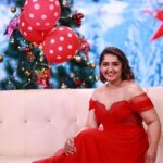 Sanusha Instagram – What a plot of twist you are. 
Merry Christmas to all of you ❤️
@jithu_themakeupartist 📷
@flowersonair Starmagic floor 💃🏻
#merrychristmas 🤶
#video #instagram #reels