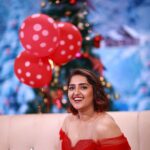 Sanusha Instagram - ☺️❤️ @jinishphotogenic 📸 @jithu_themakeupartist 👗 #merrychristmas #postoftheday #instagood #instagram