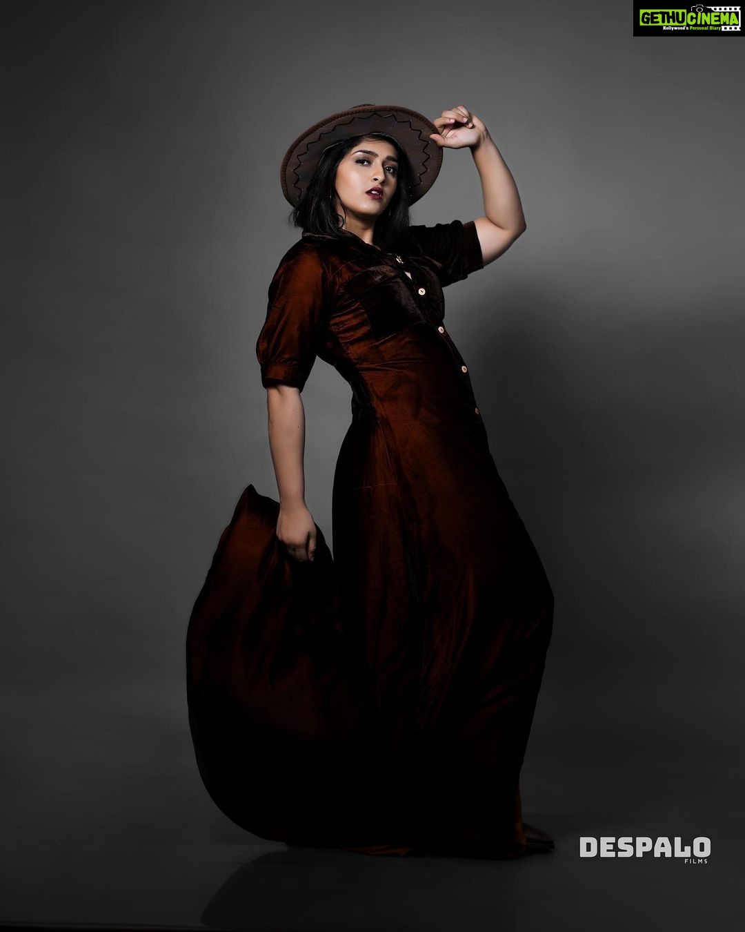 Sanusha Instagram - God’s wildest angel❤️🔥 Photography: @shihan.mohmd @despalofilms Styling: @afreenkallen Design and Costume @wool_gatheringdesign Photography assist : @vshnulal_ Costume assit : @hemapillai Retouch: @koyas_frame Makeup: @blooms_makeover_ _grooms.. Social media manager : @kuttymongia Studio: @poojaeffectsstudio 🤠🤠🤠🤠 #she #love #wild #angel #devil #dontreadmytags #okbye #instagood Kochi, India
