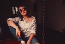 Sanusha Instagram - Mood: I don’t have a “Happy Diwali “ wala picture.. but I do have a “Kannada vech keeriya pant itta njan “ wala pic !! Allelum oru change aark aanu ishtamallathat !!! #VarietyvenamathreVariety !😅🤓🤪😁🙏 #idaanverediwalipicsnahi #celebrate #howeverulike #nocompulsory #rulesoflife #to #post #picoftheday #and #showoff #jusbecause #someconcept #somebodymade #makesyouthink #ucantliveotherwise #orsucceed #in #life ! #rulesofsurvival #blah #breakthestigma #breakrules #beyou #resttogod #nevertheless #unique #instagram #instagood #photoshoot 📸 @neethuthomasphotography ❤️ Kochi, India