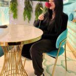 Sarah Khan Instagram - 🌹💕 📸 @falakshabir1 Dubai, UAE