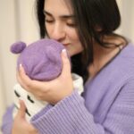 Sarah Khan Instagram – I’m proud of many things in life but nothing beats being a mother 💕 mama loves you little munchkin 

📸 @abdulsamadzia