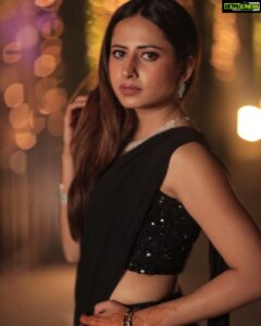 Sargun Mehta Instagram - Promotion strategy level 5 😀😀 .. dekhne ke liye 5th photo delhiye . Outfit @premyabymanishii Jewellery @anmoljewellers Bracelet @curiocottagejewellery Styled by @d_devraj Photographer @farazdaksaifuddin