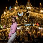 Saumya Tandon Instagram – Infront of the beautiful “Church-on-the-Hill”, the pub. It just lights up the night. Picture by my friend @vineet_johri #london #londondairies #travel