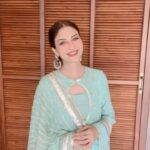 Saumya Tandon Instagram - Yeh rang saare Shirngaar mein. Outfit @gopivaiddesigns Earrings @sangeetaboochra sangeetaboochra Hair @jyoti_gabit PR @ceejey777 #rangsaari #indian #indianwear #festivewear