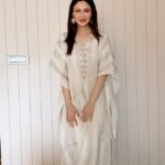 Saumya Tandon Instagram - Third day #ganeshchaturthi . Having a blast dressing up in lovely #IndianWear by @mahrru . #festivewear #kaftan #saumyatandon . Thanks @vibhuzinsta for recording it for me❤️