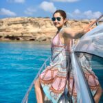 Sayyeshaa Saigal Instagram – You can find me where the music meets the ocean! ⛵️🏖 🌊 
#ibiza#spain#holiday#yachtlife#ocean#lagoon#snorkeling#makingmemories#bluesea#whitesand#cestlavie#summer#instapicture#love#travel Formentera