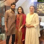 Sayyeshaa Saigal Instagram – Eid Mubarak! ❤️ #myeverything#familyfirst#hubzy#mommy#love#festival#celebration#eid#instapicture#indstadaily#eid