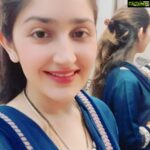 Sayyeshaa Saigal Instagram - Just a simple day in my life! #home #busy #gettingthingsdone #houseproud #indigoblue #mumbailife #chill #candidshots #selfie
