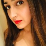 Sayyeshaa Saigal Instagram – Put on some red lipstick and live a little! 💋

#selfiefirst#outandabout