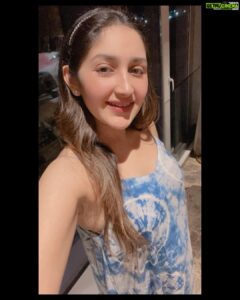 Sayyeshaa Saigal Instagram - Hey!!! Long time no see! How are you’ll doing? ❤️