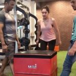 Sayyeshaa Saigal Instagram - Fitness has always been such an important part of my life! Here are some of my gym training videos from a year ago when everything was better! I started dancing when I was 9 followed by other forms of exercise that I’ve been doing ever since then! Despite lockdown, I still try and get my daily dose at home whether it’s a run on the treadmill, some dancing or strength training! I’m so thankful to every single trainer who’s helped me keep fit, healthy and happy! More than thin, its about being healthy and feeling good about yourself! Let me know what kind of workouts you like to do? @thevinodchanna 🤗 #fitness#wayoflife#training#gym#precovidmemories#love#healthy#lifestyle#forever#keepfit#active