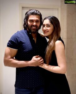 Sayyeshaa Saigal Instagram - Had a really blessed birthday! Thank you to each and everyone of you who took the time to wish me and make my day so special! I wouldn’t be here without your love and support! So sorry that I was unable to reply to each message. Love forever! ❤️❤️

#birthday#blessings#familytime#home#cake#love#husbandandwife#parents#mommy#special#makingmemories#instaphoto#funtimes