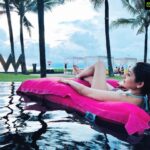 Sayyeshaa Saigal Instagram - I miss the water! 😍😱 #waterbaby#throwback#holiday#bali#memories Bali