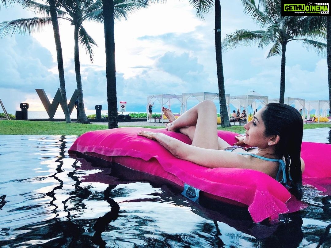 Sayyeshaa Saigal - 194.1K Likes - Most Liked Instagram Photos