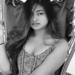 Shaalin Zoya Instagram - Calm in the middle of chaos 📸 @akzcharlie Dolphin Villa Beach Resort