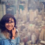 Shakthisree Gopalan Instagram - Hello insta world - Happy Holidays from atop the Big Apple 🍎 #NYC #bigapple @edgenyc #happyholidays 📷 : @gopalash The Edge, New York