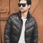 Shakti Arora Instagram – Happy Sunday and the last Sunday of this year!! Wish you many more Fabulous Sundays..
.
.
#shaktiarora