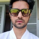 Shakti Arora Instagram – Follow the instructions
 #tilt till you#slip 
@sula_vineyards 
#justforlaughs