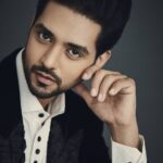 Shakti Arora Instagram – Every morning I wake up with a purpose and a smirk!
.
.

Styled by @priyanshi2102
 Outfit @_umangmehta @westsidestores Shoes @thealternateindia 
Photographer : @arifminhaz
Makeup : @darenmemonofficial
Hair By myself 😎
Assisted by : @_kmidahat_
PR : @aspirecommuni
.

#fashion #photography #mensfashion #fitness #portrait #style #photoshoot #instagood #modeling #handsome #male #photooftheday #men #goodlook #fitnessmodel #menstyle #malemodels #follow #menswear #picoftheday #love #instalove #fashionmodel #like #photographer #instagram #portraitphotography #bhfyp