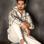 Shakti Arora Instagram - With belief and action all things are possible! . Styled By : @simrat_bohra Photographer : @navindhyaniphoto Shoes : @skechersindia Makeup : @ayazkhan5621_ Assisted by : @_kmidahat_ Studio : @studio211mumbai PR : @aspirecommuni