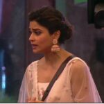 Shamita Shetty Instagram - Sidhi baat no bakwas. #Shamitashetty being her unfiltered self keeping the argument on point and winning the round like a pro 💯 @colorstv @endemolshineind @vootselect #ShamitaShetty #Queen #ShamitaIsTheBoss #ShamitaForTheWin #ShamitasTribe #BiggBoss #BiggBoss15 #TeamSS