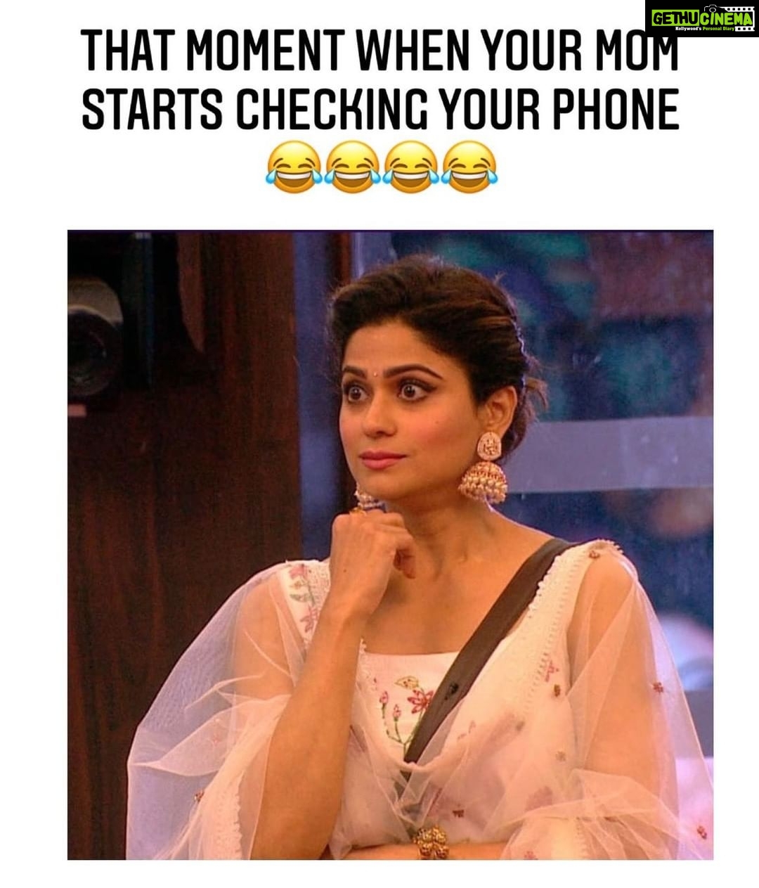 Shamita Shetty Instagram - Who else can relate to this ? π @sunandashetty10 πβ€οΈ . . . . . #ShamitaShetty #ShamitaIsTheBoss #Meme #MemesofInstagram #ShamitaForTheWin #Queen #ShamitasTribe #BiggBoss #BiggBoss15 #TeamSS