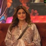 Shamita Shetty Instagram – It’s all about finding the calm in the chaos and our queen #ShamitaShetty is totally slaying at it 😌🦋
.
.

#ShamitaShetty #Queen #ShamitaIsTheBoss #ShamitaForTheWin #Reels #ShamitasTribe #BiggBoss #BiggBoss15 #TeamSS