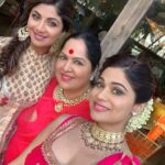 Shamita Shetty Instagram - Happy Dhanteras everyone ❤️🦋
