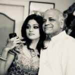 Shamita Shetty Instagram - Remembering you is easy , i do it everyday ...Missing you is the heartache that never goes away.. can’t believe it’s been 4 yrs since u left us. . Love u to the moon n back daddy.. always n forever ❤️