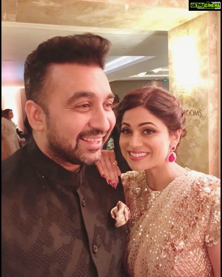 Shamita Shetty Instagram - Happy birthday my darling jijuuu.. you are the sunshine of our family ❤️ ur a beautiful , kind , simple soul and I’m soo lucky to have u in my life 🤗 more strength n power to u jijuuu n may god give u more peace , love and prosperity and everything ur heart desires ... cause u deserve it!!Big hug and love u loads jiju 🤗🤗🤗 #birthday #wishes #birthdayboy #love #hugs #happinessishomemade 🎂🥂