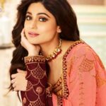 Shamita Shetty Instagram – ❤️