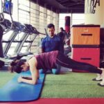 Shamita Shetty Instagram - Ab workout it is !🙆‍♀️🤓@thevinodchanna #vcfitness #gym #gymlife #fitnessmotivation #fitnessjourney #absworkout #gymjunkie #burnthefatfeedthemuscle 💪🏋🏼‍♀️ #instavideo #instagym #instagood