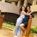 Shamita Shetty Instagram - Munki n Tunki ❤️😘🤗 #sistersquad #sisters #loveofmylife #instafamily #instalove #instapic #munkiandtunki @theshilpashetty