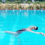 Shamita Shetty Instagram - Sunday’s be like ❤️🌻🥰 #waterbaby #happyme #instafun #instalike #instapic #beattheheat 🌞 #bluewaters #peace #love #splashsplash 🌼