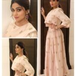 Shamita Shetty Instagram - All set for an event in Rajkot Outfit: @payalsinghal Jewellery: @jet_gems Hair: @sheetal_f_khan #workmode #event #glam #style #ootd d #instapic #photooftheday #instagood #fashion @bethetribe