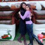 Shamita Shetty Instagram - Christmas 🎀🎅🏻😻❤️🥰 #christmasgrotto #santaclaus #familytime #christmas #happiness #gratitude #love