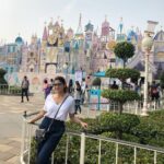 Shamita Shetty Instagram - Fun times ❤️ #disneyland #familytime #hongkongdiaries #munkiandtunki #instagood #instapic #traveldiaries #fun