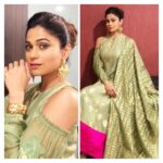 Shamita Shetty Instagram - For a Dahi Handi event in Ahmednagar🎀 wearing @houseofmasaba jewellery by @azotiique managed by @bethetribe #event #workmode @shreeyogprateeshan #abhishekkalamkar #traditions #instastyle #instafashion #style #indianwear #instapic #instalove #ootd