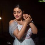 Shamna Kasim Instagram - Styled by @impriyankasahajananda Outfit @jahnavivarmalabel Jewlry @alluringaccessories.a2 Assisted by @iamparuparvathi Photography @v_capturesphotography Hairstylist @srinu_hairstylist Personal asst @v_honey @bhanu.reshma.90 #styledbypriyankasahajananda