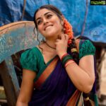 Shamna Kasim Instagram - Chupe Bangaram Ayane…. @v_capturesphotography @hairartistpoojagupta @vhoney007 @bhanu.reshma.90