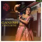 Shamna Kasim Instagram - Wishing you all a very happy Ganesh Chaturthi may Lord Ganesh shower his blessing on all of us! #ganeshchaturthi #ganesh #happyganeshchaturthi