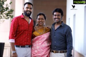 Shanmuga Pandian Instagram - Happy birthday mom your the strongest woman I have ever seen let this year be great and I’m very proud to be your son 😘😘

#happybirthday 
#mom