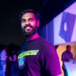 Shanmuga Pandian Instagram – Neon nights and cyberpunk vibes

#weekend #christmas #neonlights