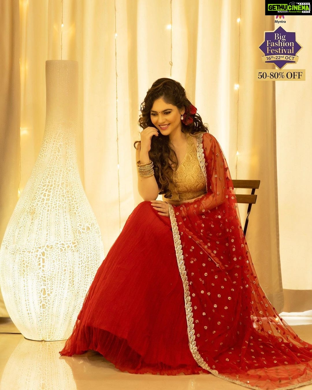 Sherin Instagram - Counting days until the festivities begin, so we can have the license to be extra again! #MyntraBigFashionFestival begins from 16th-22nd October with 50-80% off on everything and today the PRICES have been REVEALED!! Tap the link in bio to get wishlisting and get ready to shop your heart out on @myntra! Similar skirt: 10466114 Similar Dupatta: 1411019 P.S. - FLAT 500! off for first time users + free shipping for 1 month! #MyntraBFF #FestiveMomentsStyledByMyntra . . . #galleri5influenstar