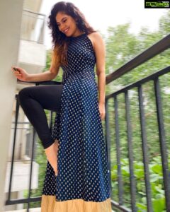 Sherin Instagram - You can’t live a positive life with a negative mind!
.
.
.
.
.
.
.
.
.
.

#sherin #ootd #ootdfashion #biggbosstamil #biggboss3 #love #tamil #makeup #hairstyle #quarantine #quarantinelife