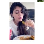 Sherin Instagram - Who else agrees? . . . . . . . . . . #sherin #tiktok #tiktoktamil #sorru #foodie #food #biggbosstamil #biggboss3 #love #tamil Coimbatore, Tamil Nadu